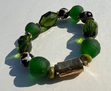 Load image into Gallery viewer, Candy Apple