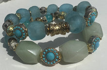 Load image into Gallery viewer, Mint to Be