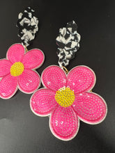 Load image into Gallery viewer, Bloom and Bold Earrings