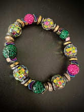 Load image into Gallery viewer, Emerald Dream Pop
